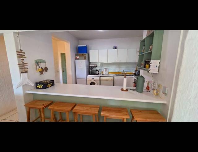 3 BEDROOM APARTMENT FOR SALE IN SHAKA'S ROCK